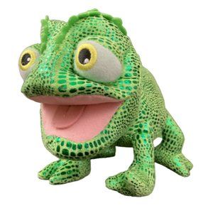 Disney Parks Exclusive Tangled Rapunzels Chameleon Lizard 12 inch Pascal Plush